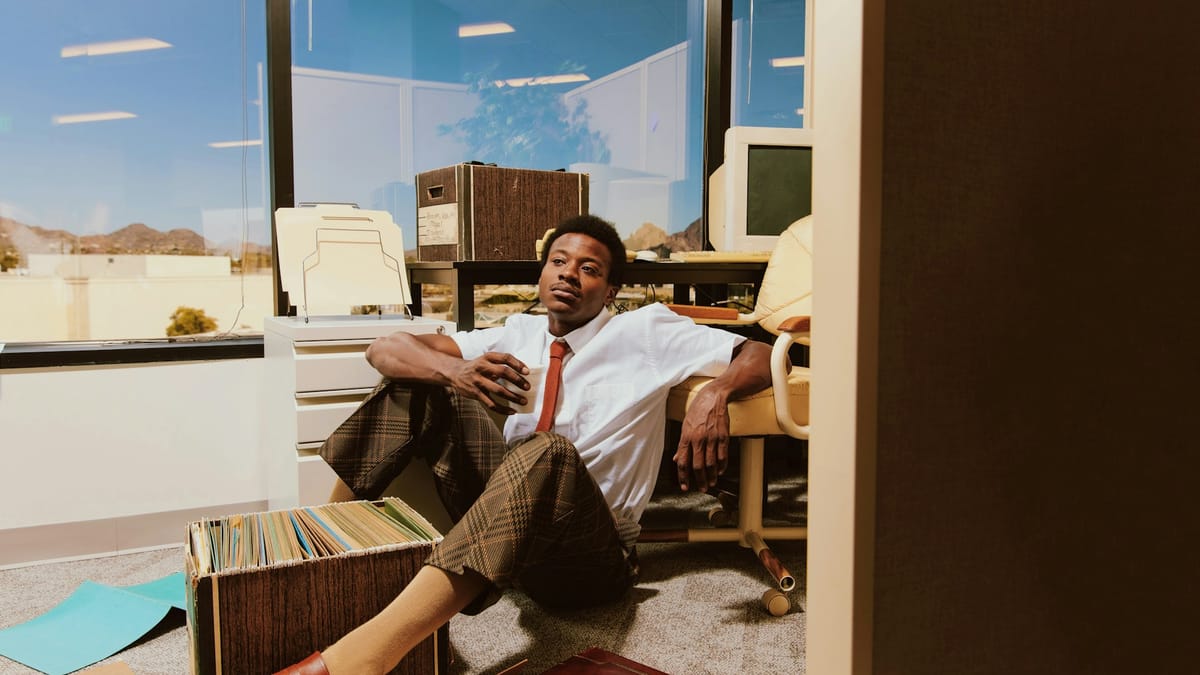 5 Outfit Formulas for Work That End Morning Decisions